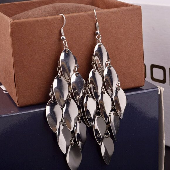 Long Metal Shiny Water Drop Earrings - Picture 4 of 4